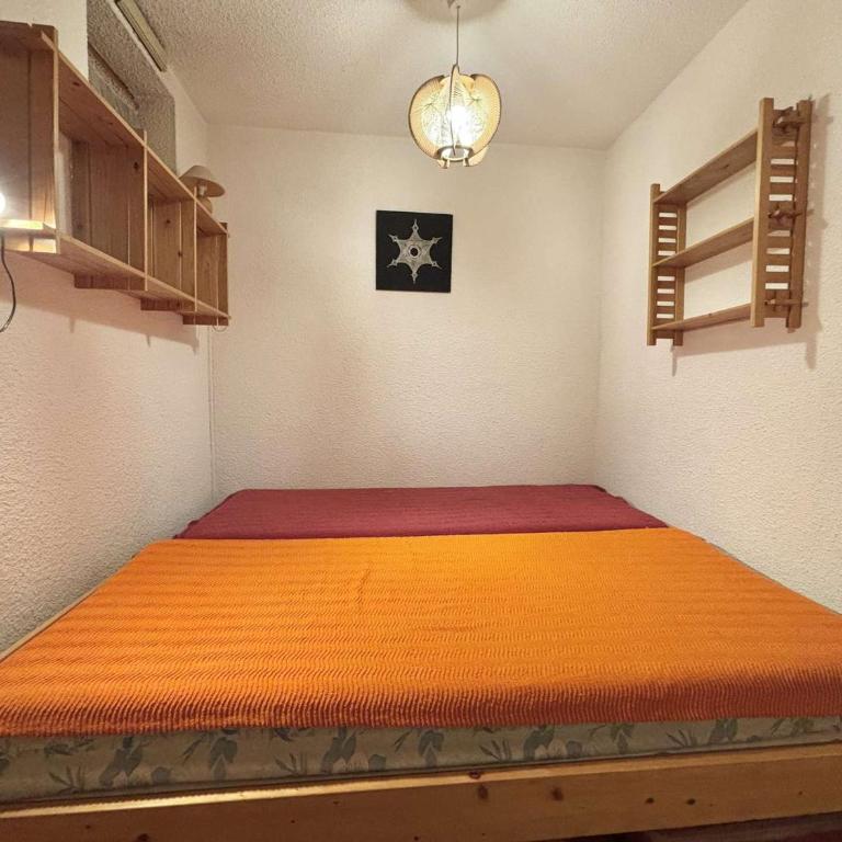 Studio Cabine avec Terrasse, Parking et Proche Pistes - Praz-sur-Arly - Appartement 1 Chambre - 10