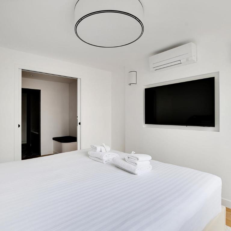 Pick A Flat's Apartments in Tour Eiffel - Rue de l'Amiral Hamelin - Appartement - 15