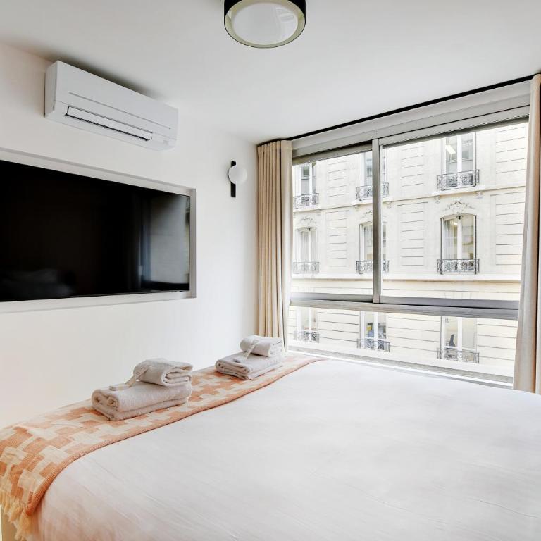 Pick A Flat's Apartments in Tour Eiffel - Rue de l'Amiral Hamelin - Appartement - 14