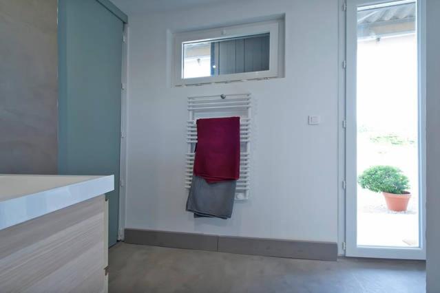 Le Mazet Chambre d'Hôtes - Camera Familiare con Doccia - 11