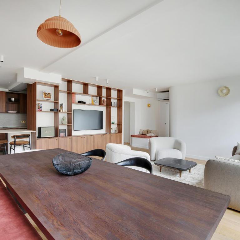 Pick A Flat's Apartments in Tour Eiffel - Rue de l'Amiral Hamelin - Appartement - 3
