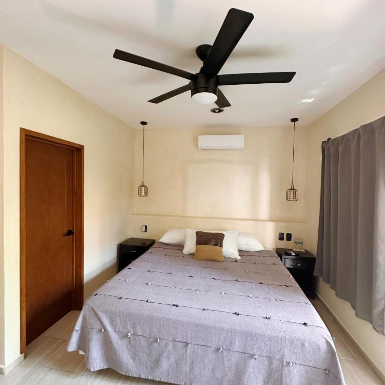 Hotel Caracol Isla Mujeres - King Room - 10