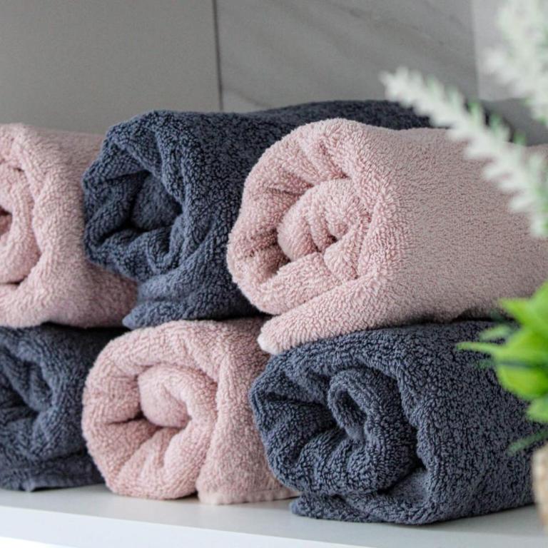 Apartment Merry Harmony Heights - Balcony & Free Garage & Parking - Two-Bedroom Apartment - 40