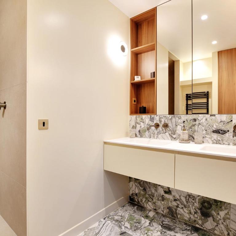 Pick A Flat's Apartments in Tour Eiffel - Rue de l'Amiral Hamelin - Appartement - 9