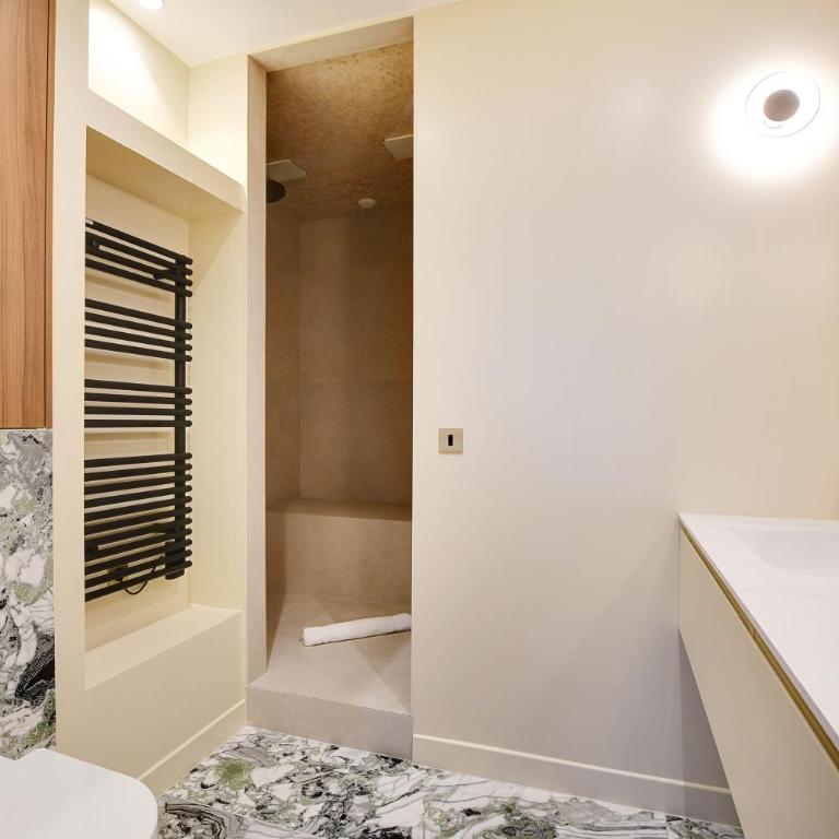 Pick A Flat's Apartments in Tour Eiffel - Rue de l'Amiral Hamelin - Appartement - 6
