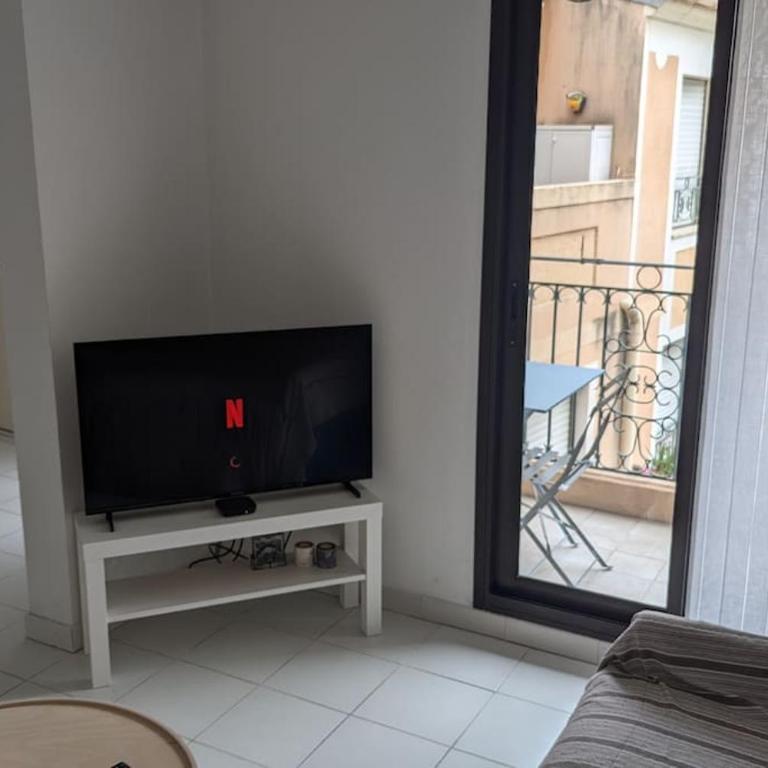 T2 ouvert à 5 min des plages, au calme, avec balcon et garage - Apartment mit 1 Schlafzimmer mit Stadtblick - 47