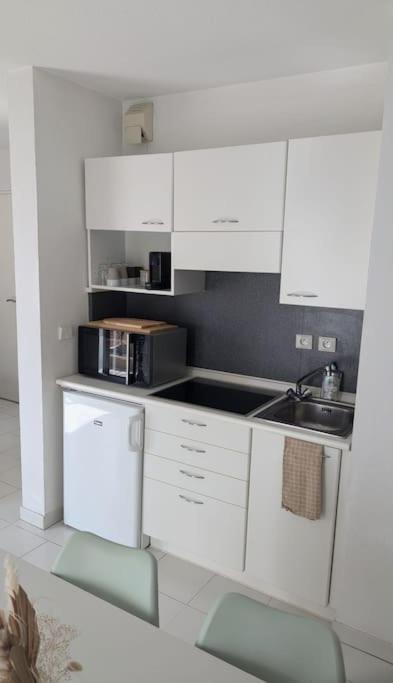 T2 ouvert à 5 min des plages, au calme, avec balcon et garage - Apartment mit 1 Schlafzimmer mit Stadtblick - 19
