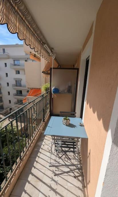 T2 ouvert à 5 min des plages, au calme, avec balcon et garage - Apartment mit 1 Schlafzimmer mit Stadtblick - 2
