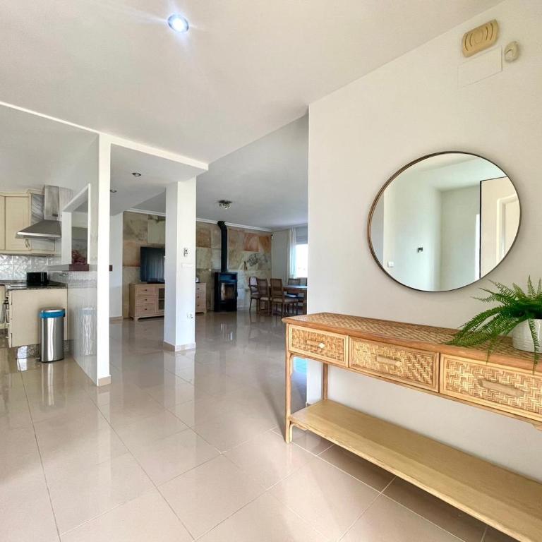 Chalet Villa Sophia Alicante - Four-Bedroom Vacation Home - 5