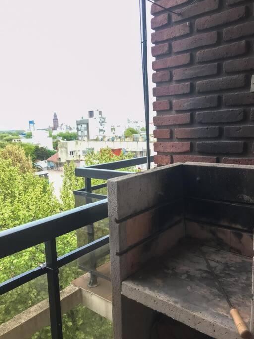 Amplio y Luminoso departamento con cochera - Apartamento de 2 dormitorios con balcón - 16