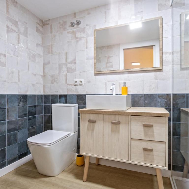 Apartamento Beniloft - Housevanlive - Two-Bedroom Apartment - 4