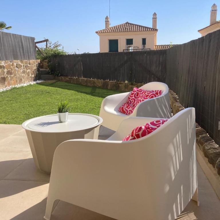 Casa con jardín, wifi, aire acondicionado, piscina - Casa de 3 dormitorios - 9