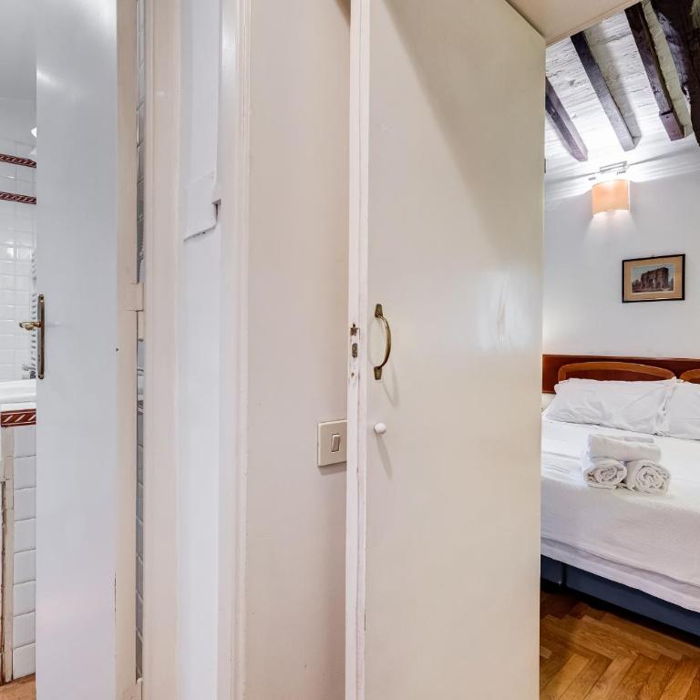 Royal Pod - Vacation Home - 17