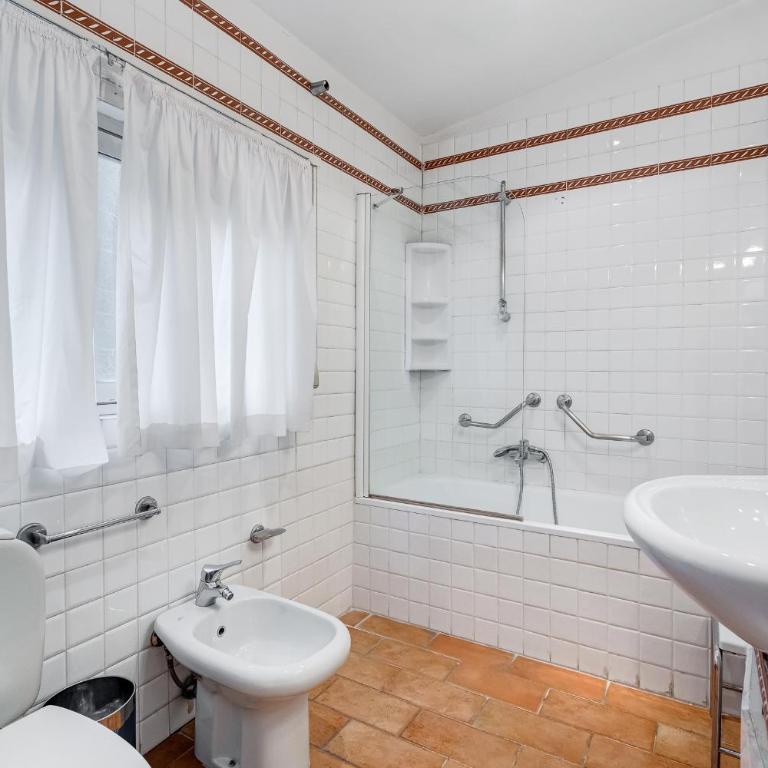 Royal Pod - Vacation Home - 18