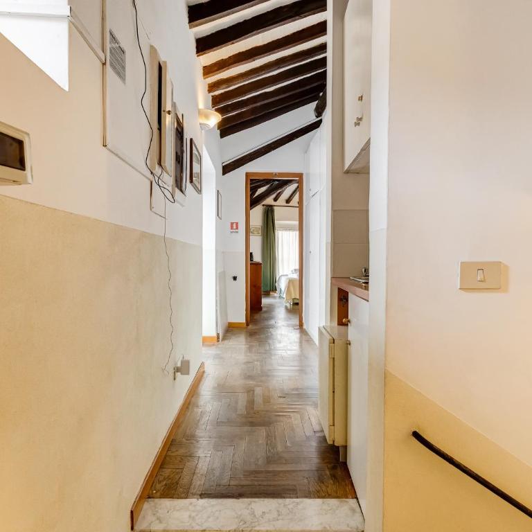 Royal Pod - Vacation Home - 25