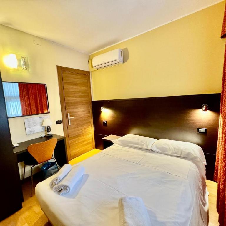 Hotel Guidi - Double Room - 4