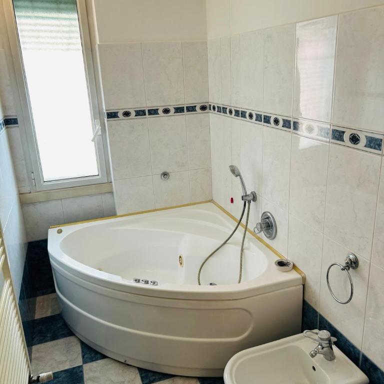 Spazio Prestige - Appartamento con 2 Camere da Letto - 19