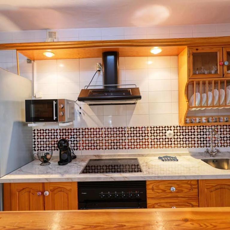 Apartamento a pie de playa Atlanterra - Deluxe Apartment - 8