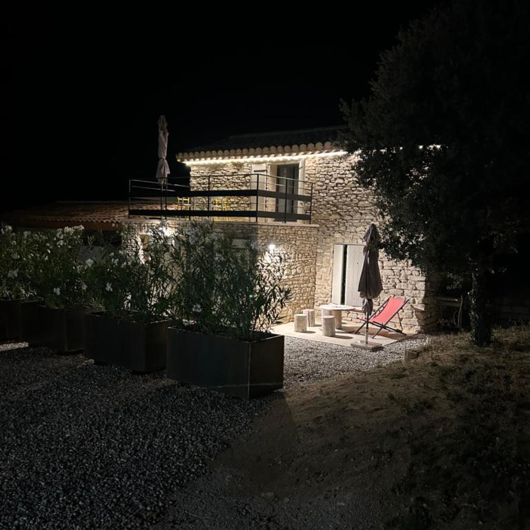 Charmante maison Provençale avec grand jardin - Casa con 1 dormitorio - 7