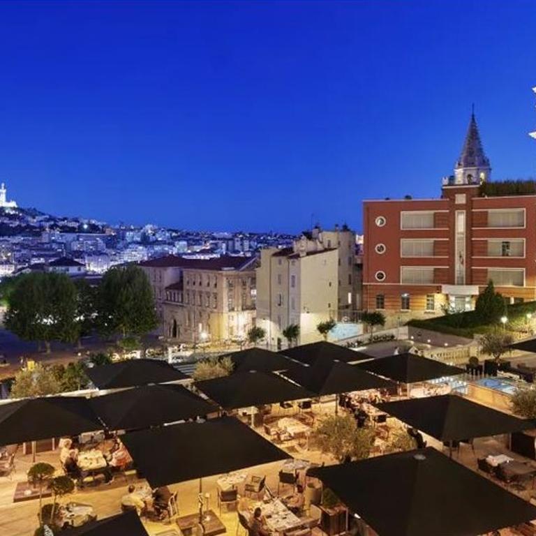 Superbe Vue sur le Vieux Port - 70 m2 - centre avec Terrasse privée option Parking - Appartement - Vue sur Mer - 30