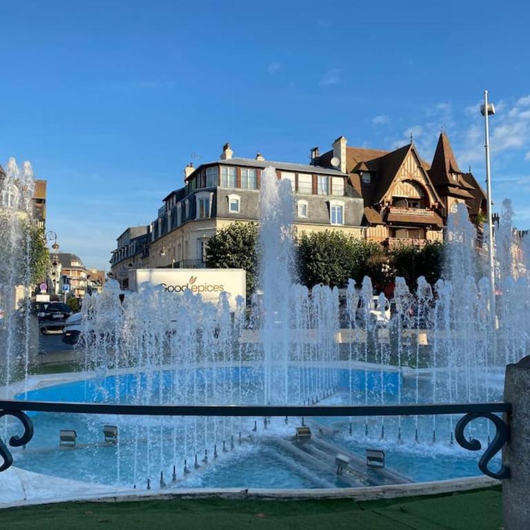 Le Royal YourHostHelper - Apartment mit 2 Schlafzimmern - 10