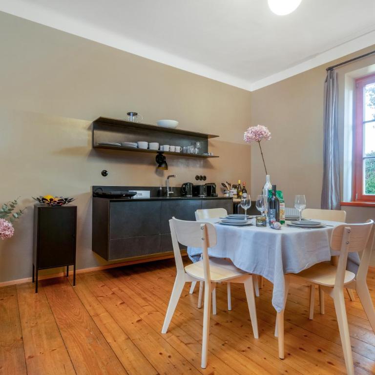 Villa 100 und 10 - 4 stilvolle City-Apartments - Deluxe Villa - 38