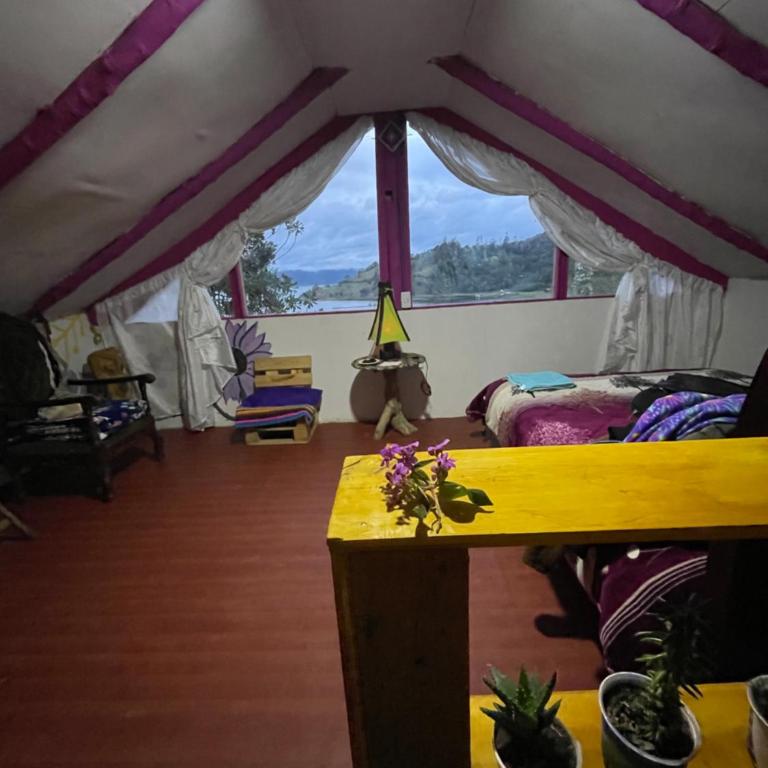 Cabaña Quinde - Double Room with Lake View - 9