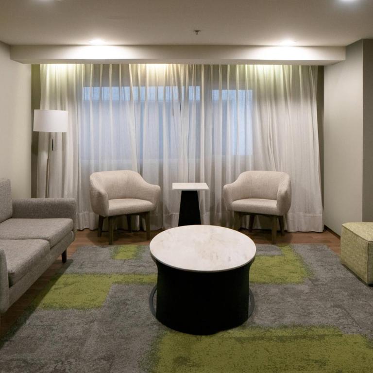Courtyard by Marriott Mexico City Revolucion - Master Suite - 4
