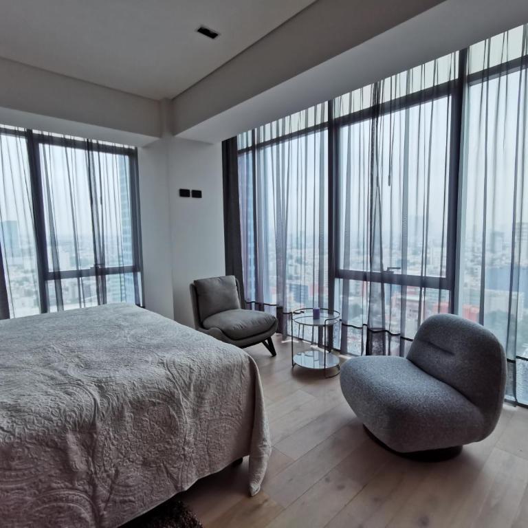 Suite Corner Regency Mexico City Insurgentes WTC - Superior Apartment with City View - 11