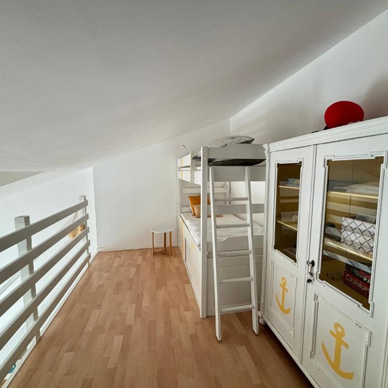 Appartement 6 pers au port avec parking privatif - FR-1-197-613 - Apartment - 2