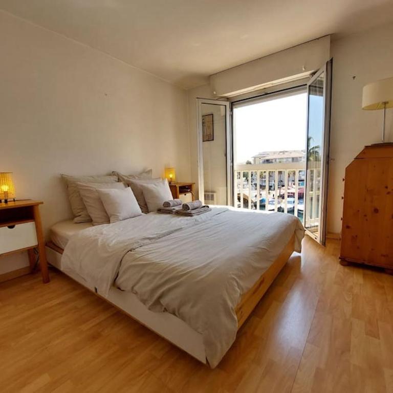 L Escapade Port Fréjus-Vue mer - One-Bedroom Apartment - 19