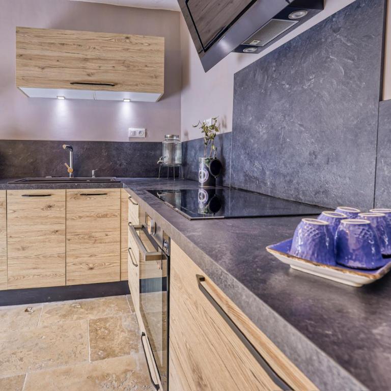 Les Jasmins en Provence - Casa a Schiera con 2 Camere da Letto - 2