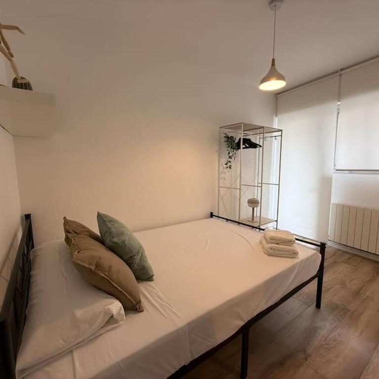 Coqueto piso en el centro - Three-Bedroom Apartment - 10