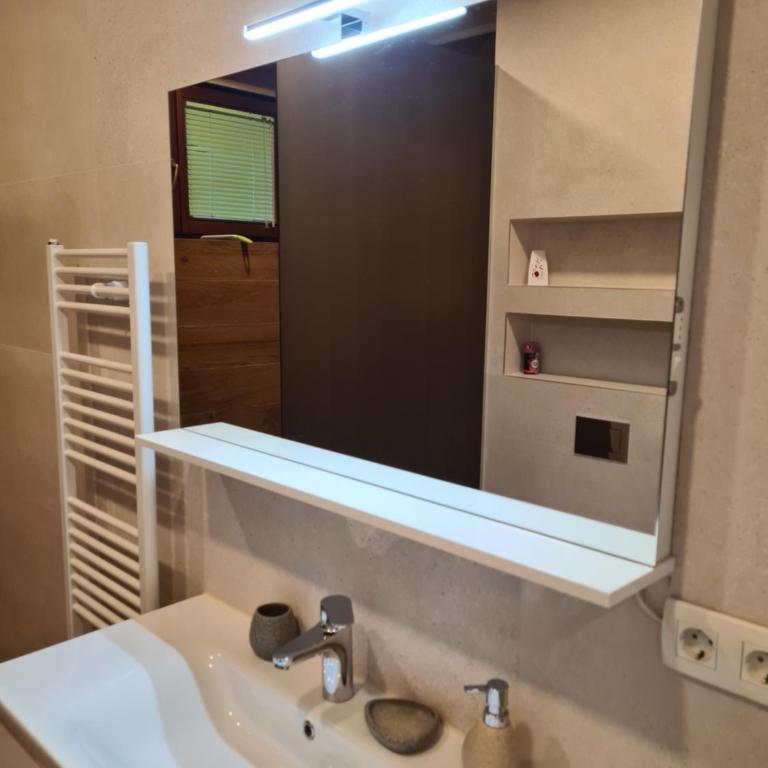 Apple Apartment - Private Garage - Apartman sa 2 Spavaće Sobe - 32