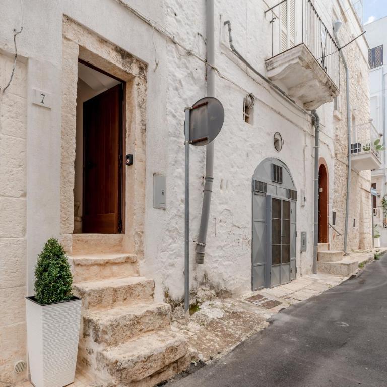 Terrazzino Seme by Rentbeat - Two-Bedroom Apartment - 30