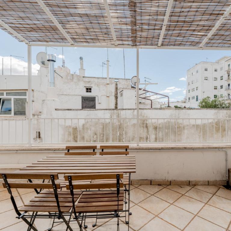 Terrazzino Seme by Rentbeat - Two-Bedroom Apartment - 22