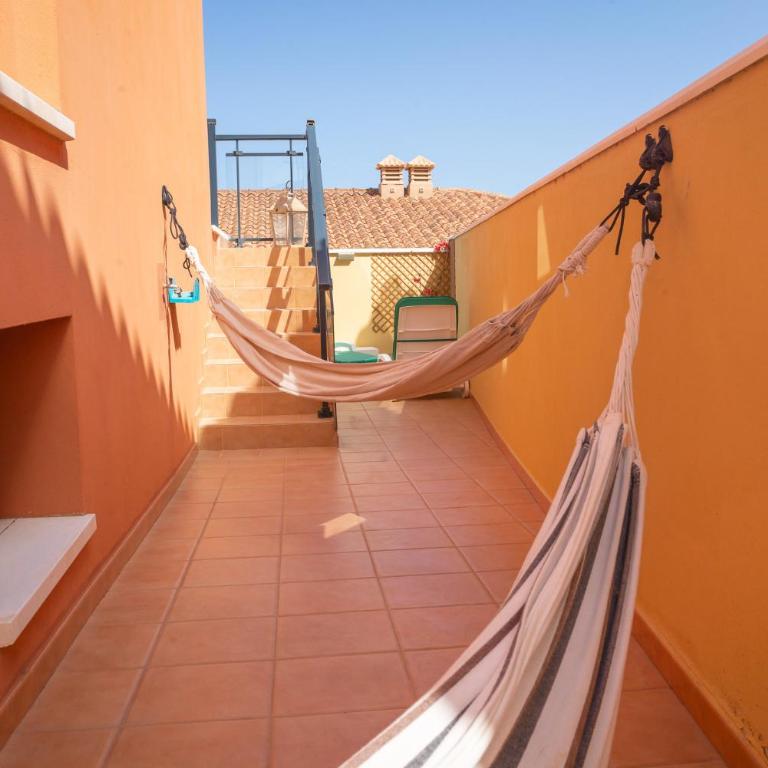 Lucky Thirteen - Apartment with Ocean View - Three-Bedroom Apartment - 10