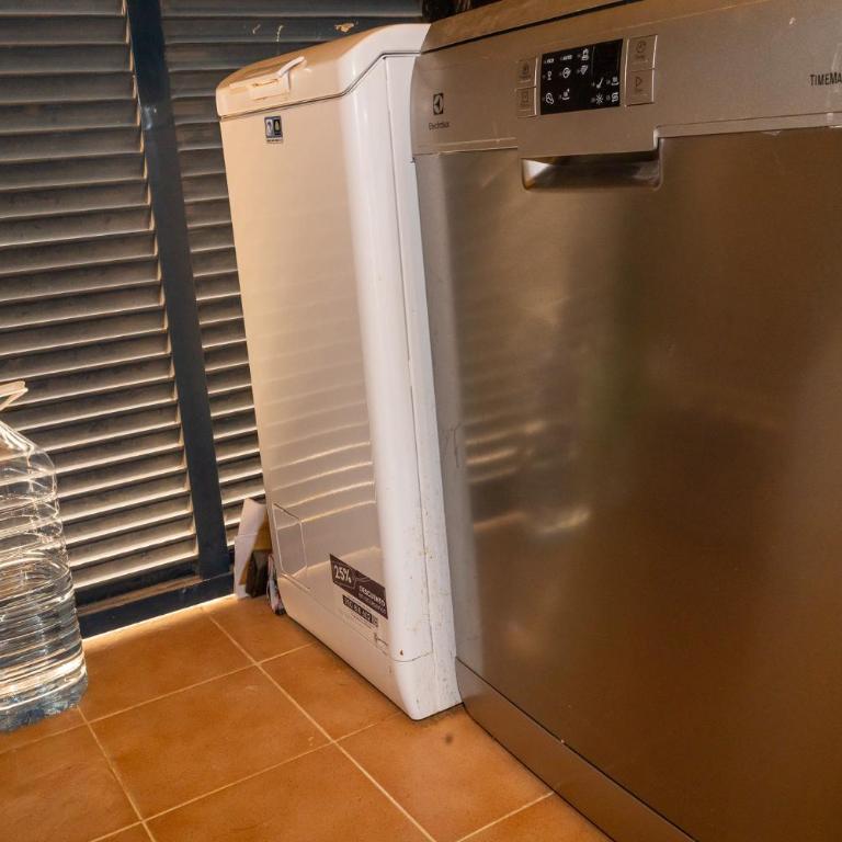 Lucky Thirteen - Apartment with Ocean View - Three-Bedroom Apartment - 24