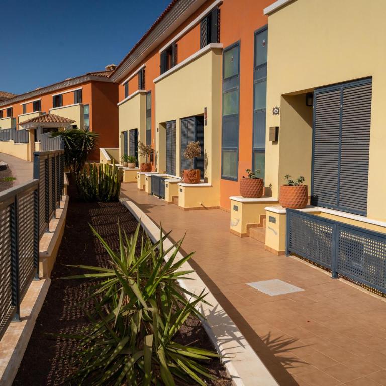 Lucky Thirteen - Apartment with Ocean View - Three-Bedroom Apartment - 28