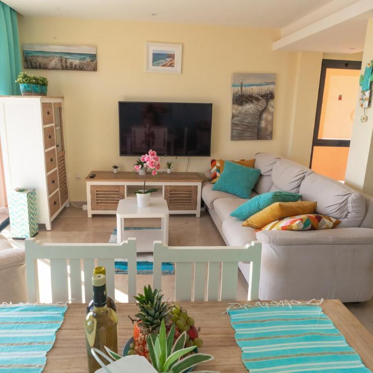 Lucky Thirteen - Apartment with Ocean View - Three-Bedroom Apartment - 32