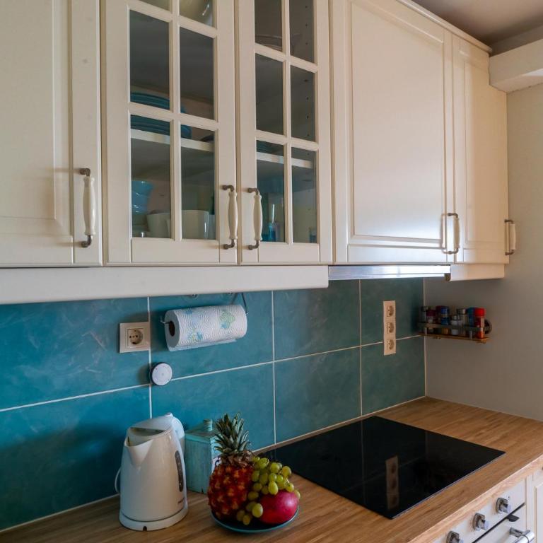 Lucky Thirteen - Apartment with Ocean View - Three-Bedroom Apartment - 33