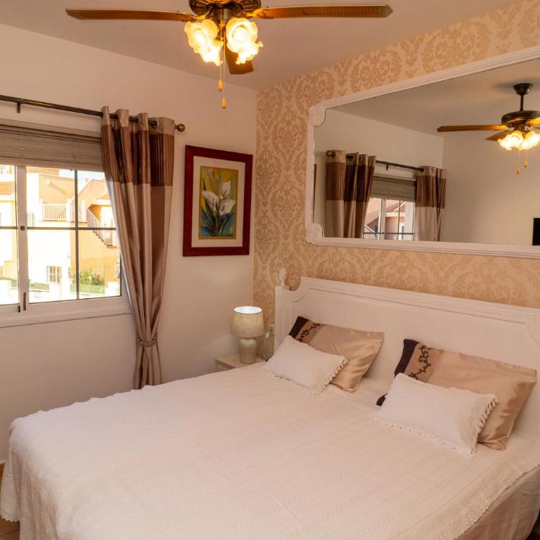 Apartment Hole-In-One - Two-Bedroom Apartment - 5