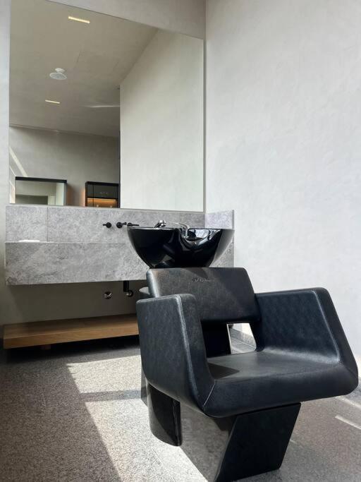 KingSize Suite in Reforma Jacuzzi & Awesome Mexico City View - Apartment with View and Balcony - 9