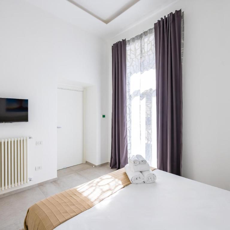 Maison Emanuele Double Apartment - Appartamento con 1 Camera da Letto e Balcone - 10