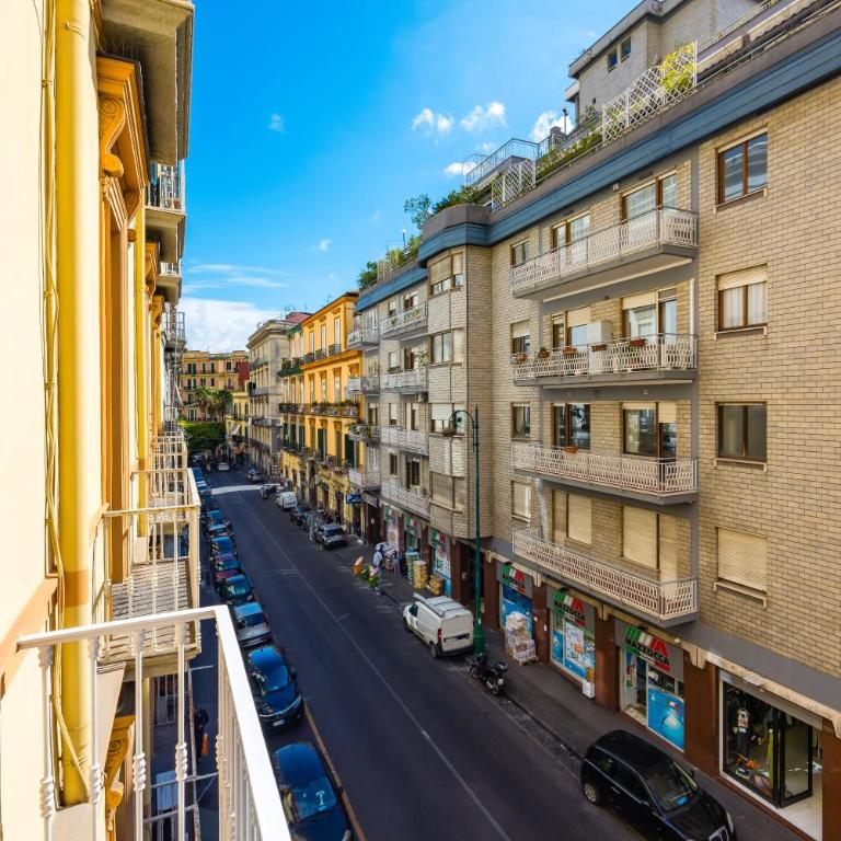 Maison Emanuele Double Apartment - Appartamento con 1 Camera da Letto e Balcone - 23