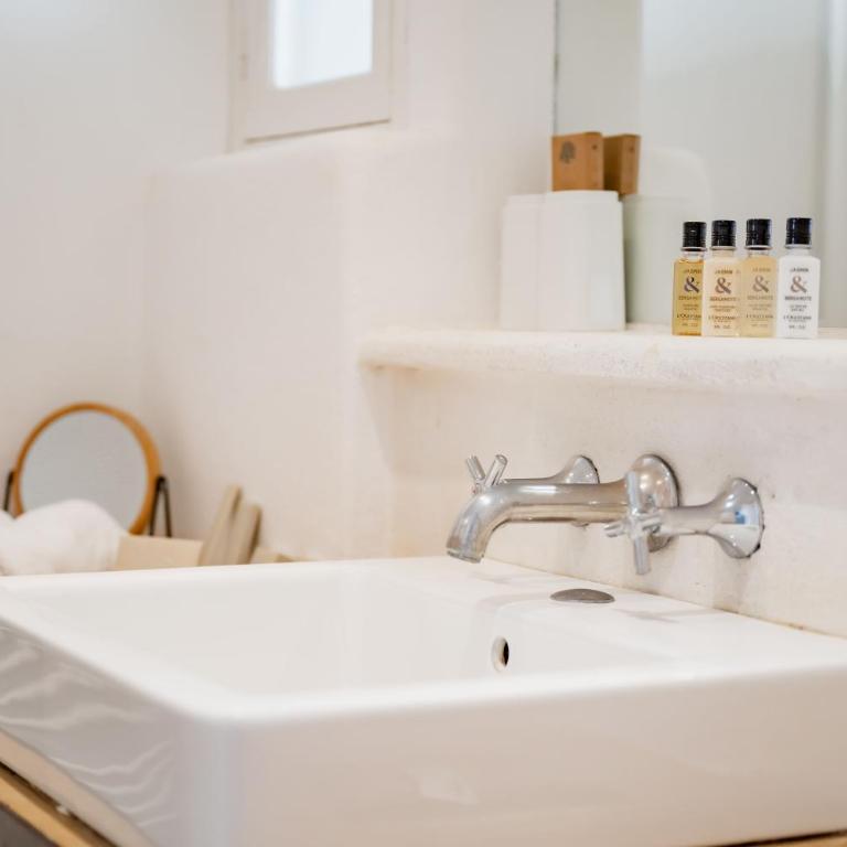 Lodge Sainte Helene Adult only - Chambre Double Supérieure avec Douche et Vue sur Lac - 16