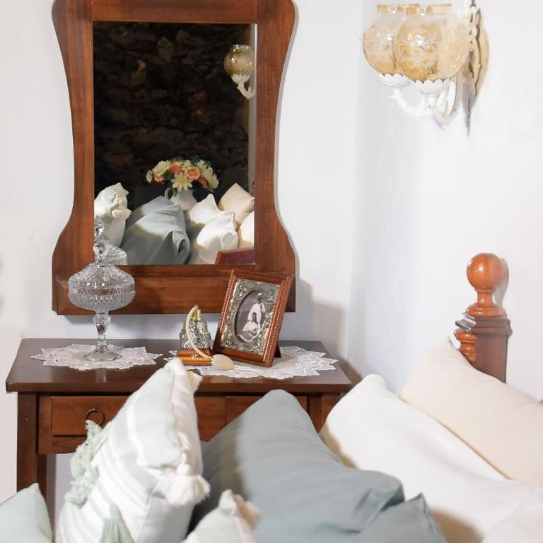 Romantic Hamlet Cottage with Private Pool La Fragua de Eliseo - Casa con 1 dormitorio - 26