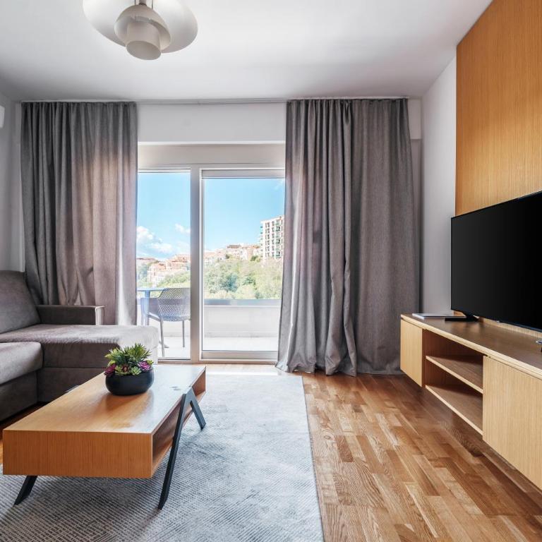 Status-M Apartments 103 - One-Bedroom Apartment with Balcony and Sea View - 10