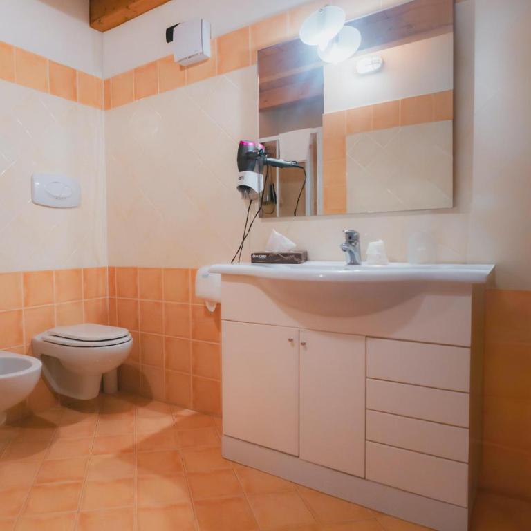 AHG Donna Silvia Wellness Hotel - Camera Familiare - 5