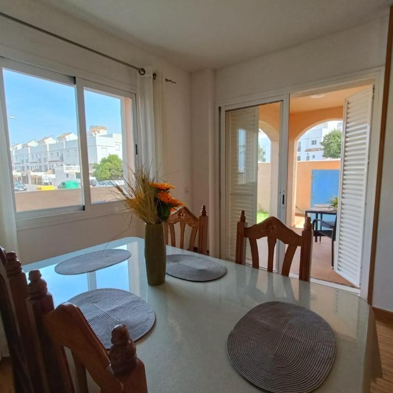 Livingtarifa Apartamento Los Lances - Two-Bedroom Apartment - 35